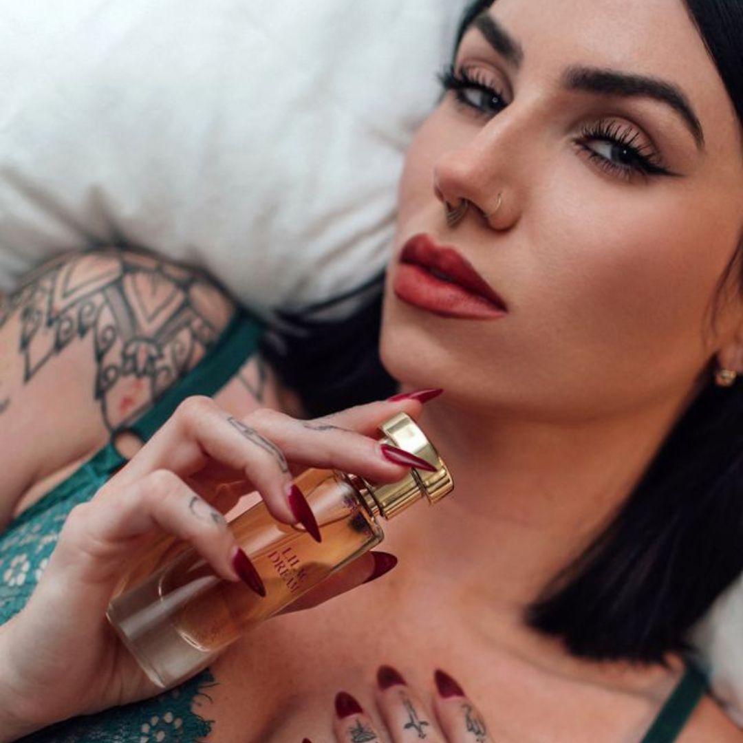 EOL Love In Bloom Sex Perfume for Women to attract Men 30ml Sex Pheromones and Perfumes