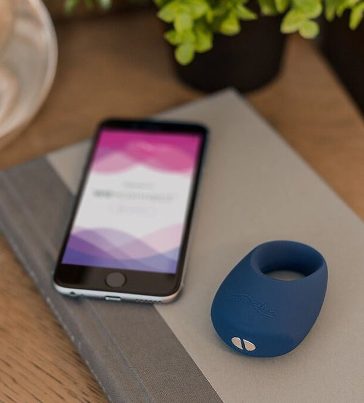 We-Vibe Pivot Cock Rings