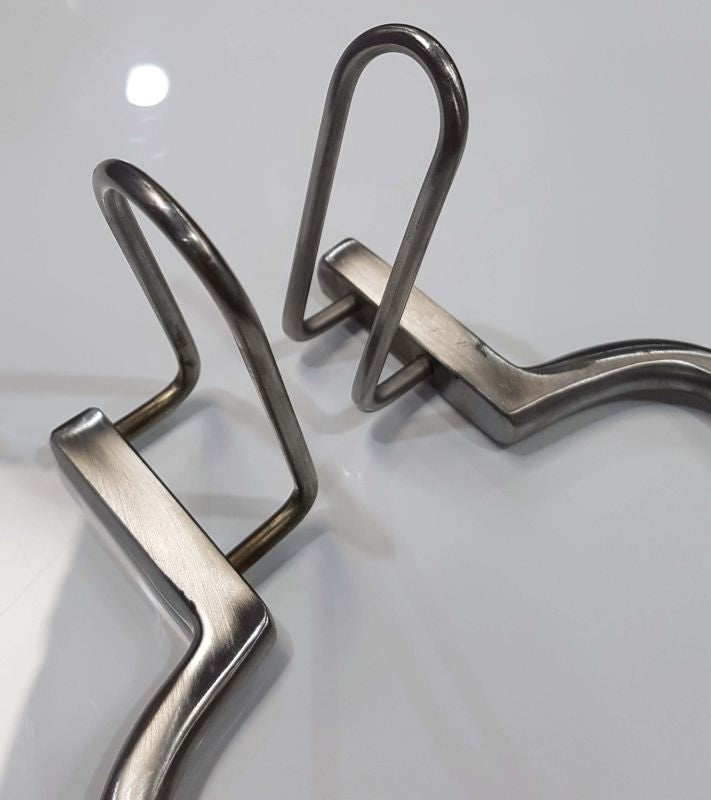 Gosset Retractors - Intense Sensations for Extreme Intimacy Dental and Clinical