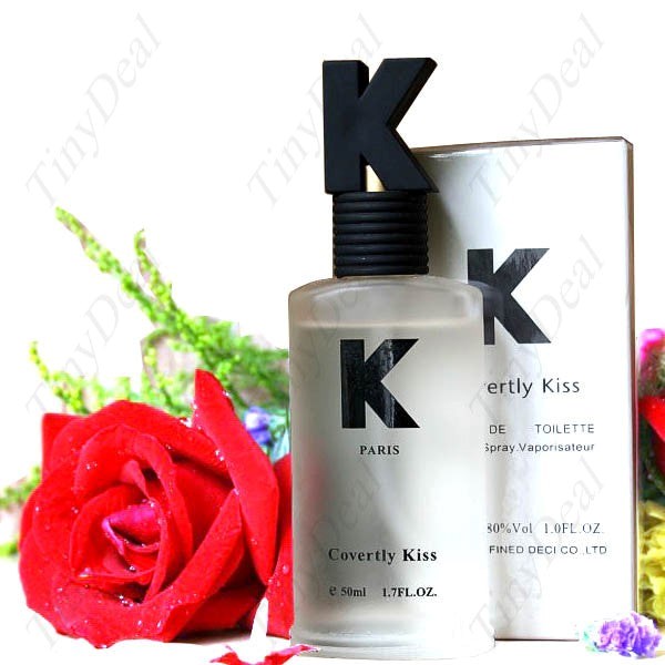 Covertly Kiss Pheromone Spray for Ladies Sex Pheromones and Perfumes