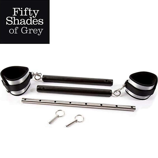 Trust Me Adjustable Spreader Bar & Cuffs