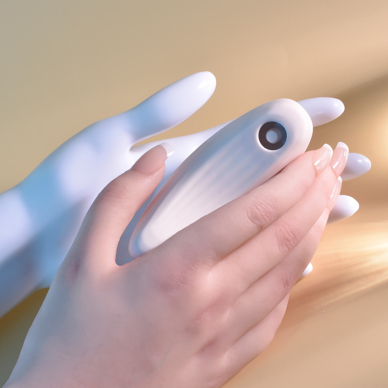 Playboy Pleasure Palm USB Rechargeable Clitoral Vibrator Personal Massagers