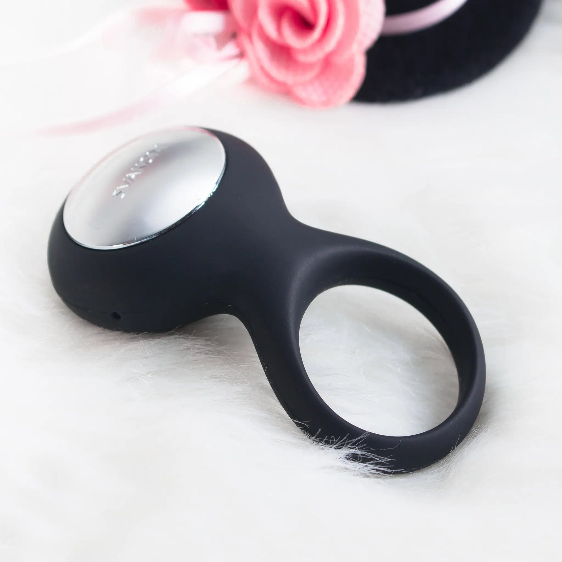 Svakom Tyler Vibrating Mens Cock Ring with Textured Head Cock Rings