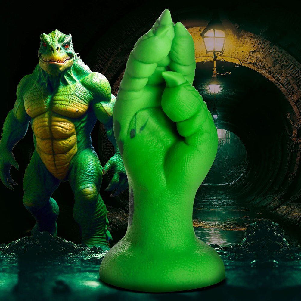 XR Brands Creature Cocks Raptor Claw Fisting Fantasy Silicone Dildo Green 21.8cm Realistic Dildos