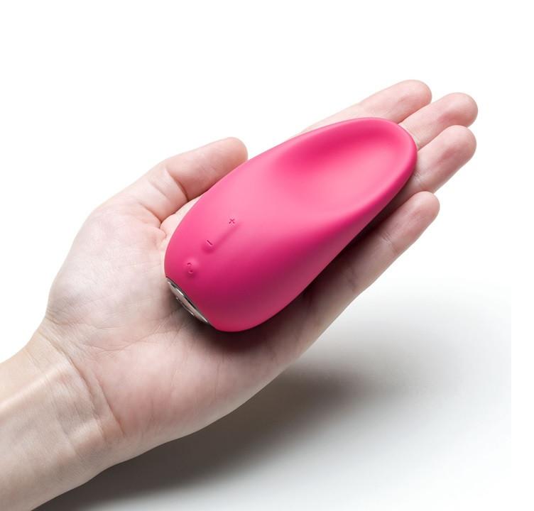 JimmyJane Form 3 Waterproof Rechargeable Vibrator Clit Ticklers and Pulsators