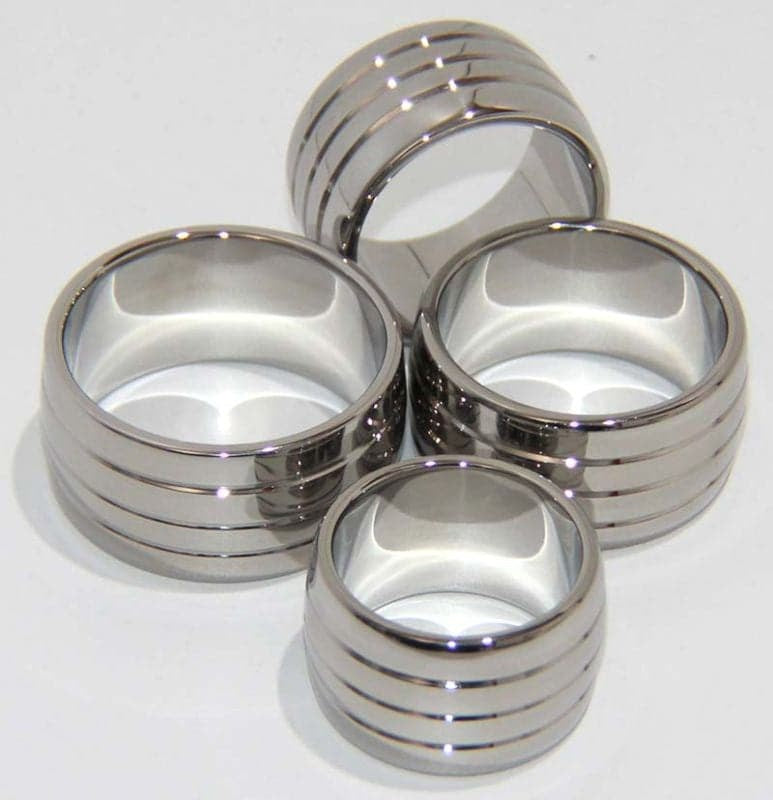 Groover Oval Metal Cock Ring Cock Rings