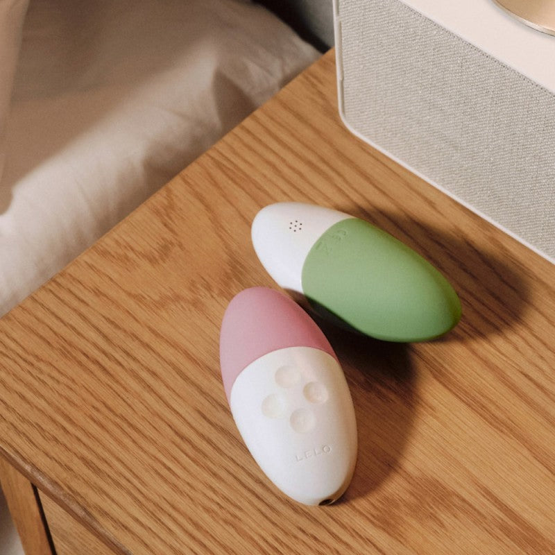 Lelo Siri 3 Sound Sense Silicone Clitoral Vibrator Remote Control Vibrators