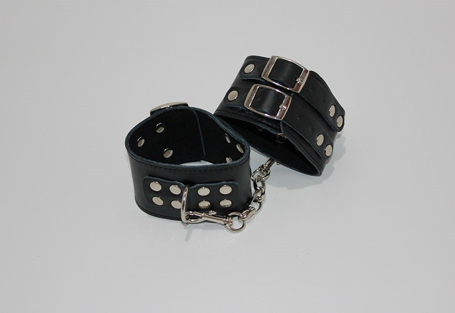 Affordable Bondage Black Wrist Restraints Collars And Cuffs