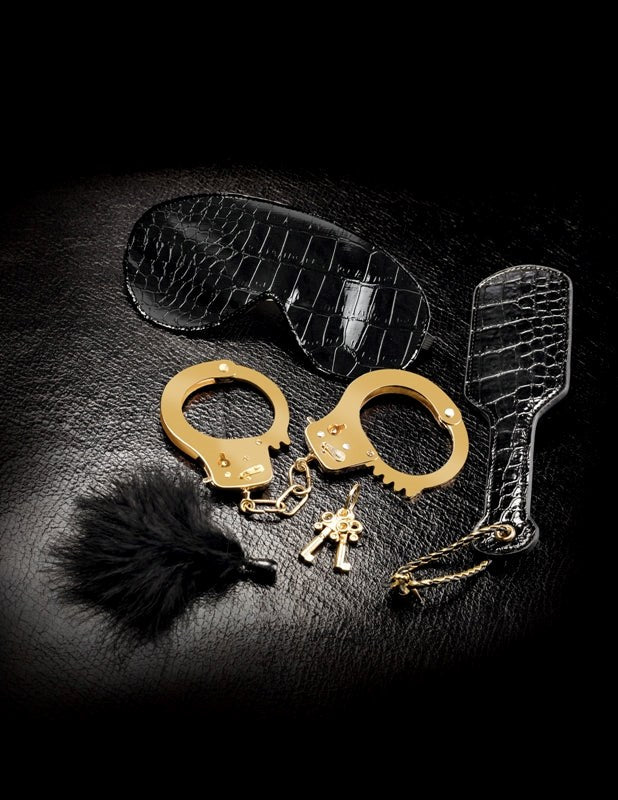 Fetish Fantasy Gold Beginner's Fantasy Kit Bondage Kits