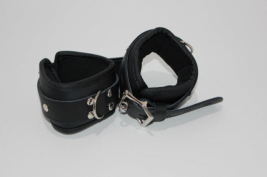 Leather Bondage Wrist/Ankle Restraints - Cuffs and Restraints