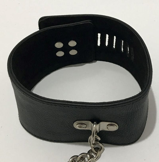 Licks & Lashes Leather Wrist, Ankle and Choker Restraint Set - Cuffs and Restraints