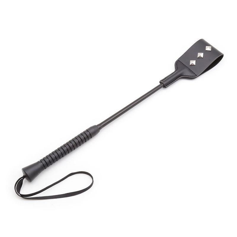 Rivets Spanking Fun Flogger Whips And Crops