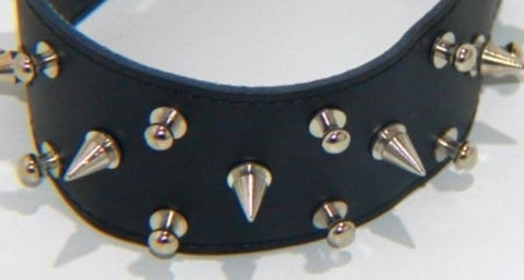 Rocky Studded & Spiked Collar Heavy - Collars and Leads