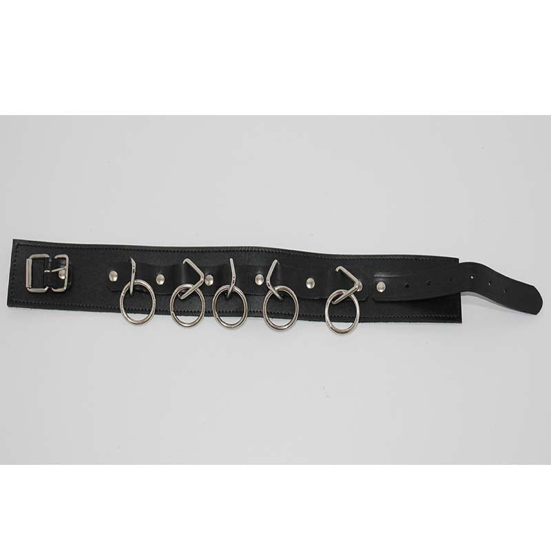 Wild Cat Slaves O-Ring Collar with O-rings and Lead Collars And Cuffs