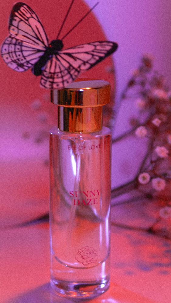 EOL Love In Bloom Sex Perfume for Women to attract Men 30ml Sex Pheromones and Perfumes