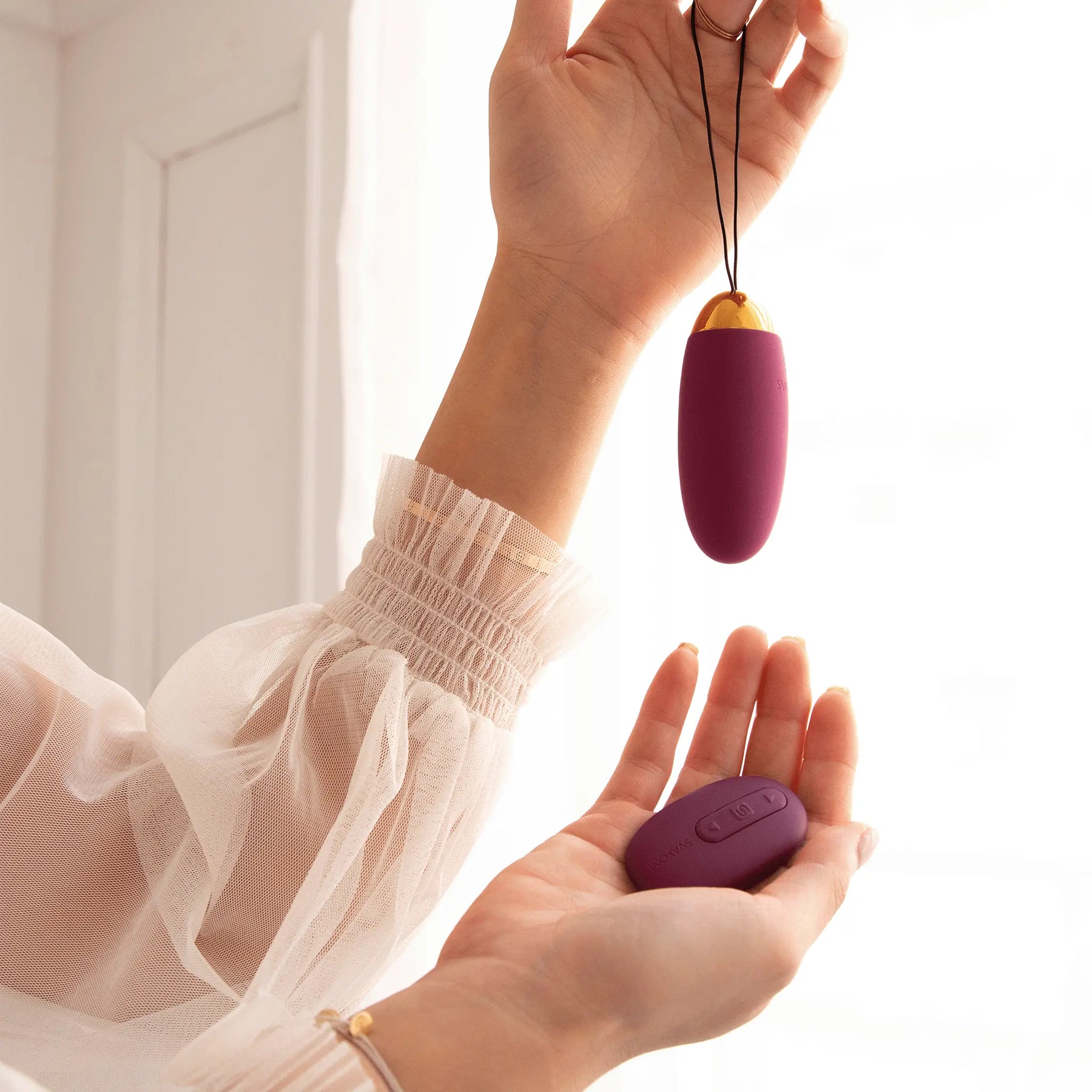 Svakom Elva Remote Controlled Bullet Vibrator Love Eggs and Kegel Exercisers