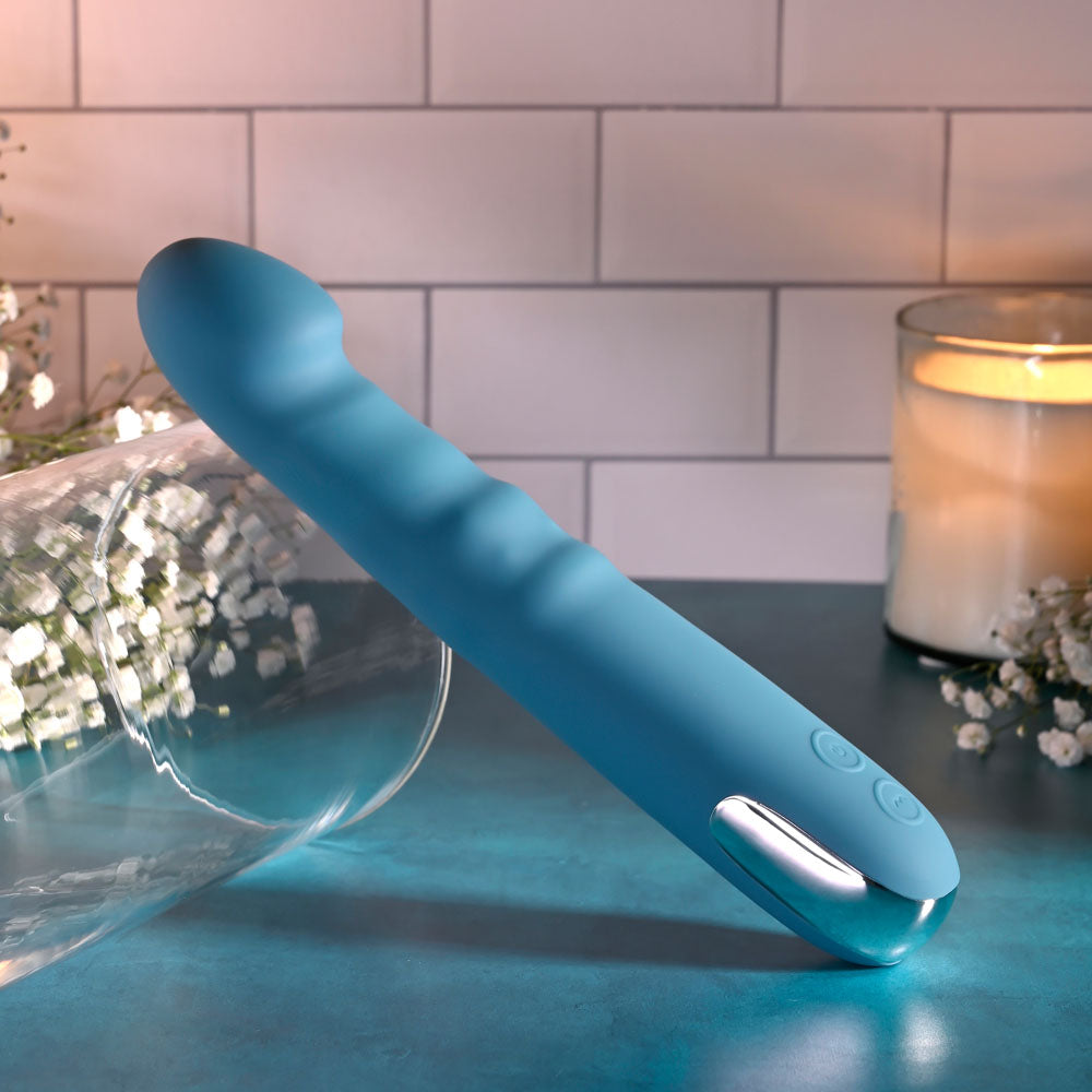 Evolved QUEEN OF ALL TRADES Thrusting Dildo Vibrator Blue Vibrating Dildos
