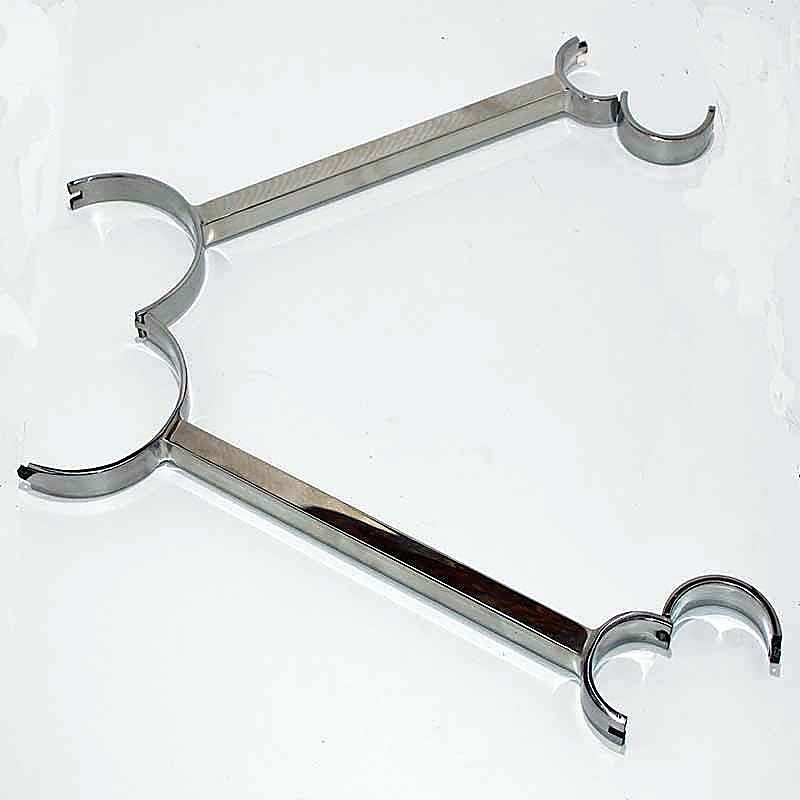 Hell's Couture Restraint Bar - Hands-High Bondage Bliss - Collars and Leads