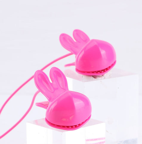 Maia MOLLI Rechargeable Vibrating Nipple Clamps & Necklace - Nipple and Clit Clamps