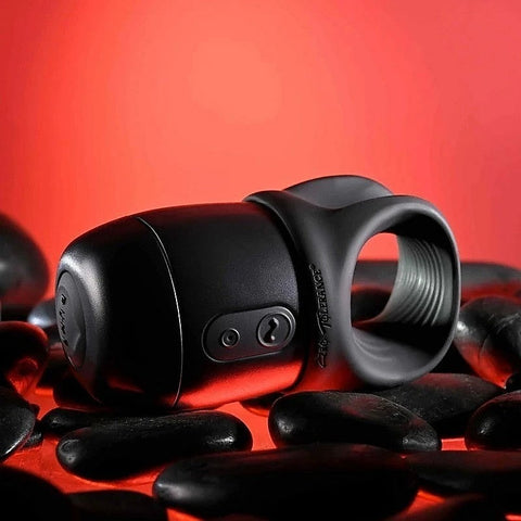 WET IT BE USB Rechargeable Male Stroker by Evolved - Masturbators and Strokers