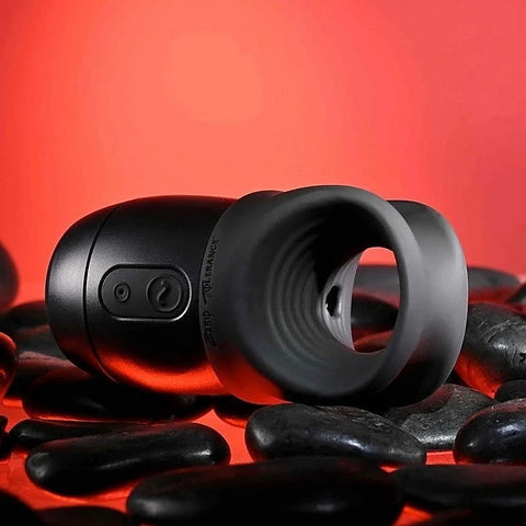 WET IT BE USB Rechargeable Male Stroker by Evolved - Masturbators and Strokers