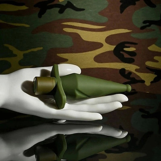 Selopa THE PRIVATE USB Rechargeable Vibrating Butt Plug Green - Butt Plugs