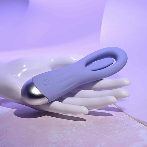 Selopa IN A FLAP Rechargeable Flicking Stimulator - Clit Ticklers and Pulsators