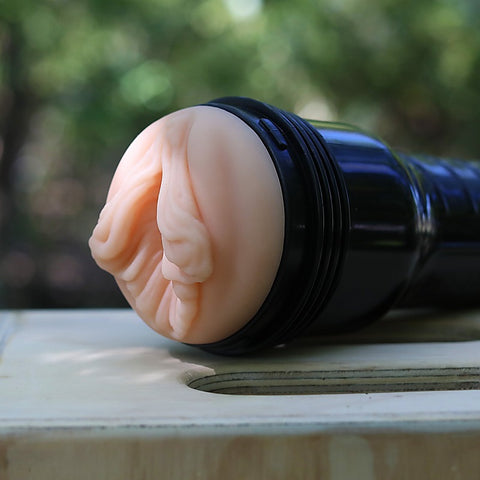 Fleshlight Fantasy Bigfoot Realistic Vagina Stroker