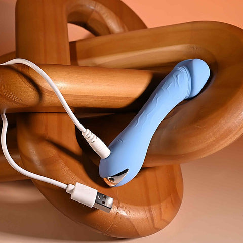 Evolved Selopa DAINTY DICK USB Rechargeable Mini Vibrator - Mini & Slim Vibrators
