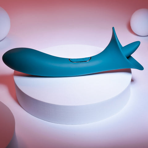 Playboy Pleasure True Indulgence Tongue Vibrator - Clit Ticklers and Pulsators