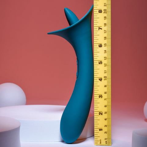 Playboy Pleasure True Indulgence Tongue Vibrator - Clit Ticklers and Pulsators