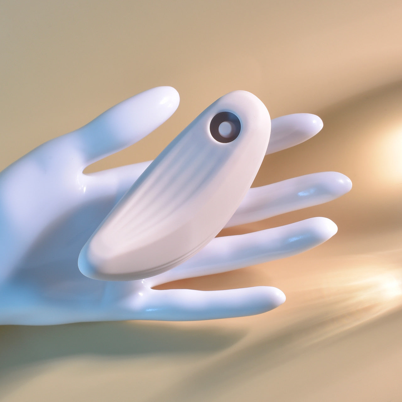 Playboy Pleasure Palm USB Rechargeable Clitoral Vibrator Personal Massagers