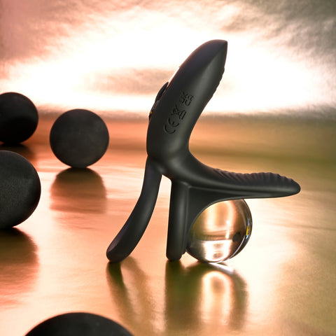 Playboy Pleasure JUST RIGHT Vibrating Cock Ring Black - Vibrating Cock Rings