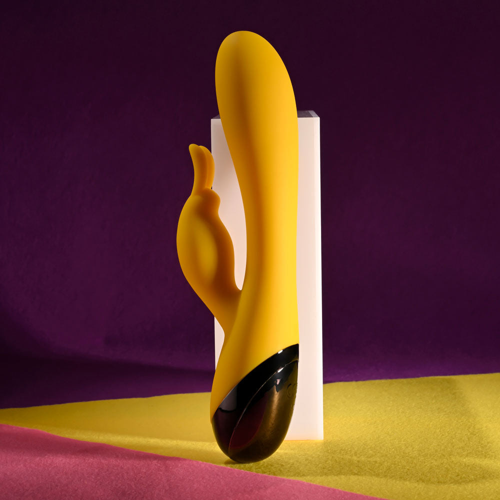 Selopa BUZZZ BUNNY Rechargeable Rabbit Vibrator Yellow Rabbit Vibrators