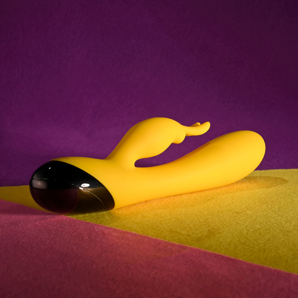 Selopa BUZZZ BUNNY Rechargeable Rabbit Vibrator Yellow Rabbit Vibrators