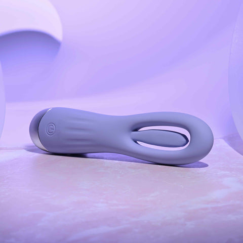 Selopa IN A FLAP Rechargeable Flicking Stimulator - Clit Ticklers and Pulsators