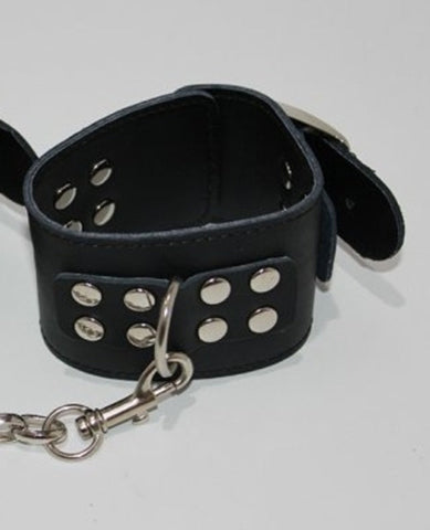 LeatherCreations Wrist Restraints with Adjustable Buckle - Cuffs and Restraints