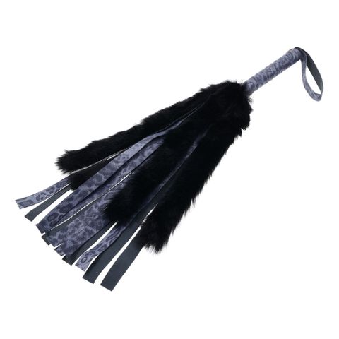 Sportsheets Sex & Mischief Cougar Faux Fur Flogger Whip Navy Blue / Black - Whips And Crops