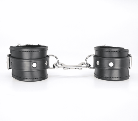 Love In Leather Sheepskin lined Ankle Restraints - Cuffs And Restraints