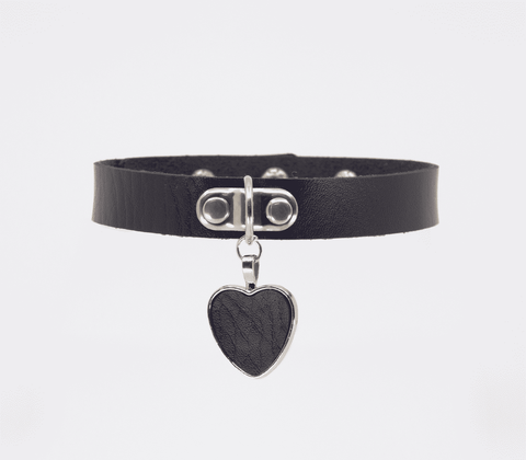 Love In Leather Heart Pendant Faux Leather Choke - Collars and Leads