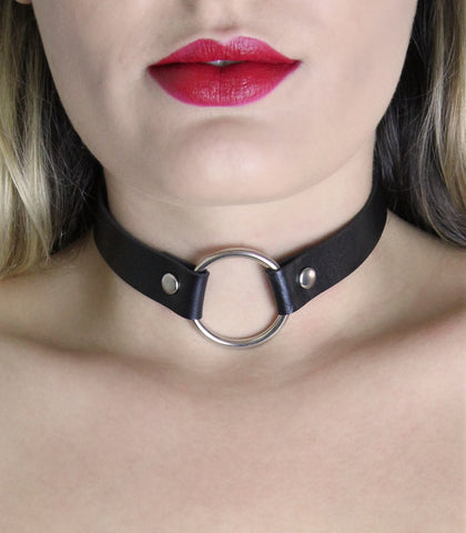 Love In Leather O-Ring Faux Leather BDSM Choker - Collars and Leads