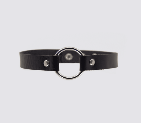 Love In Leather O-Ring Faux Leather BDSM Choker - Collars and Leads