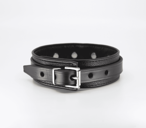 Love In Leather Flat & Grained Italian Leather Collar - Collars and Leads