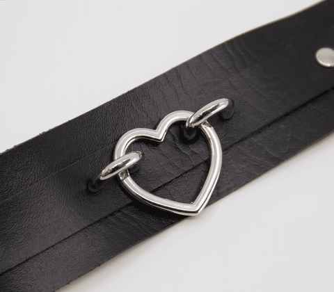 Love In Leather Heart Embellishment Faux Leather Collar - Collars and Leads