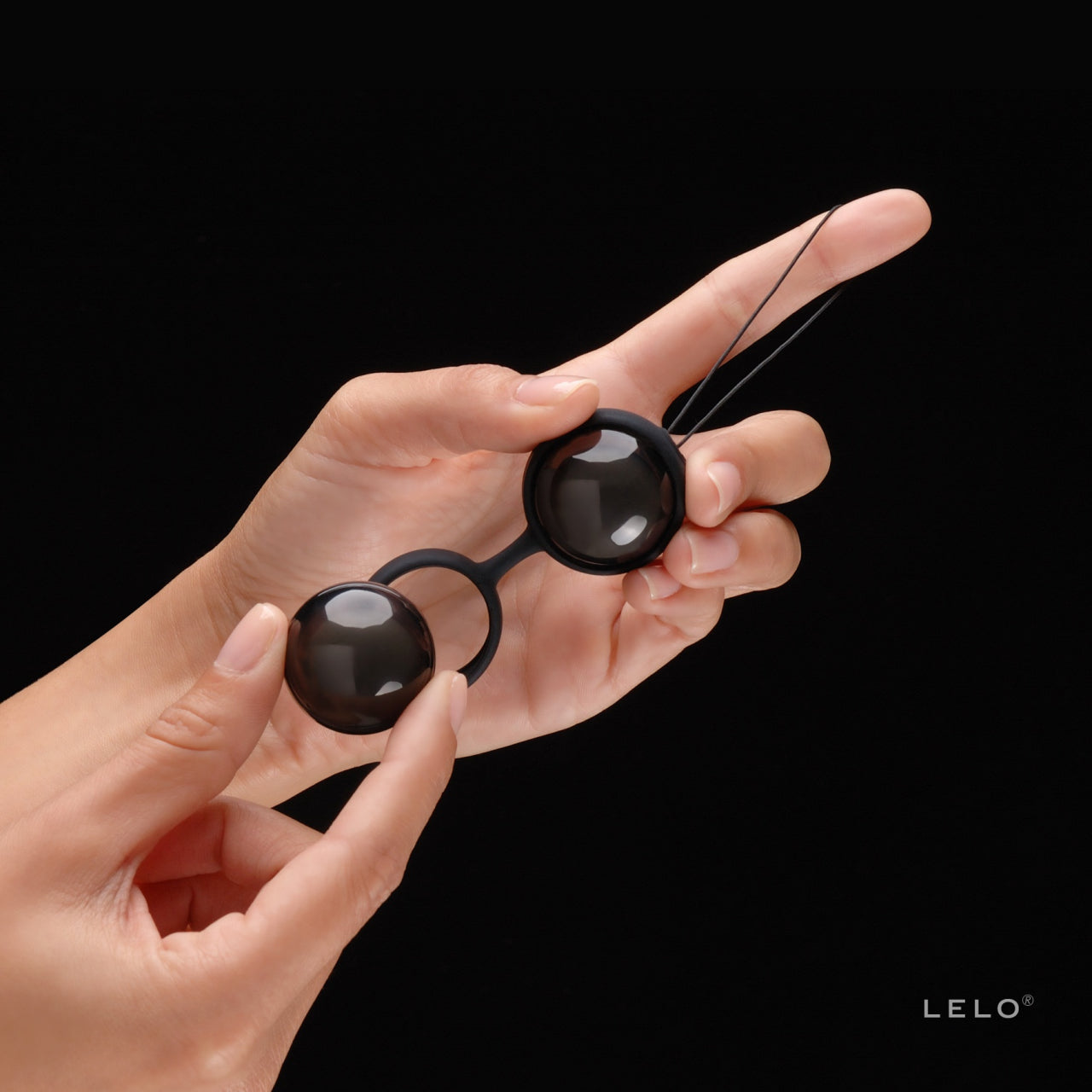 Lelo Luna Beads Noir Ben Wa Kegel Balls Love Eggs and Kegel Exercisers