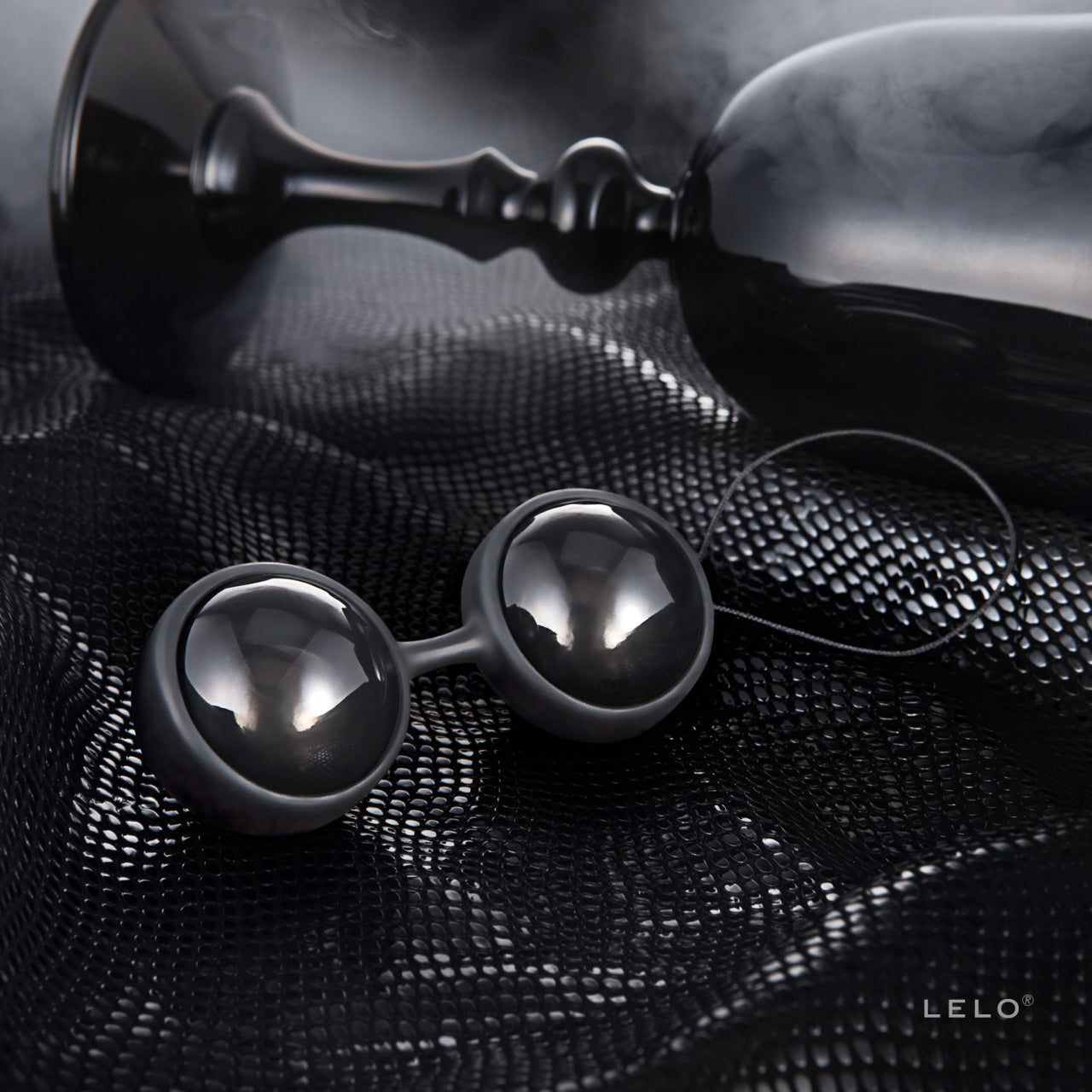 Lelo Luna Beads Noir Ben Wa Kegel Balls Love Eggs and Kegel Exercisers