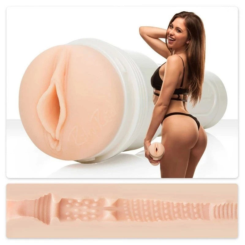 Fleshlight Girl Riley Reid Realistic Mens Masturbator Masturbators and Strokers